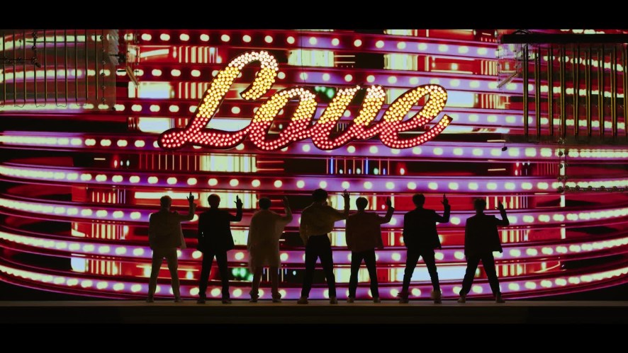 BTS - Boy With Luv feat Halsey