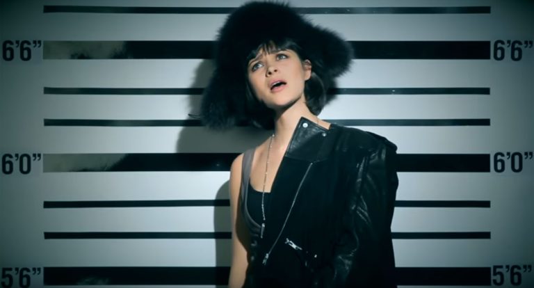 Перевод песни  Jenia Lubich — Russian Girl