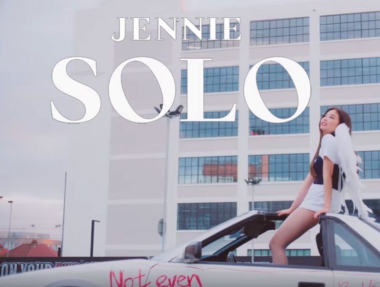Перевод песни  JENNIE — SOLO