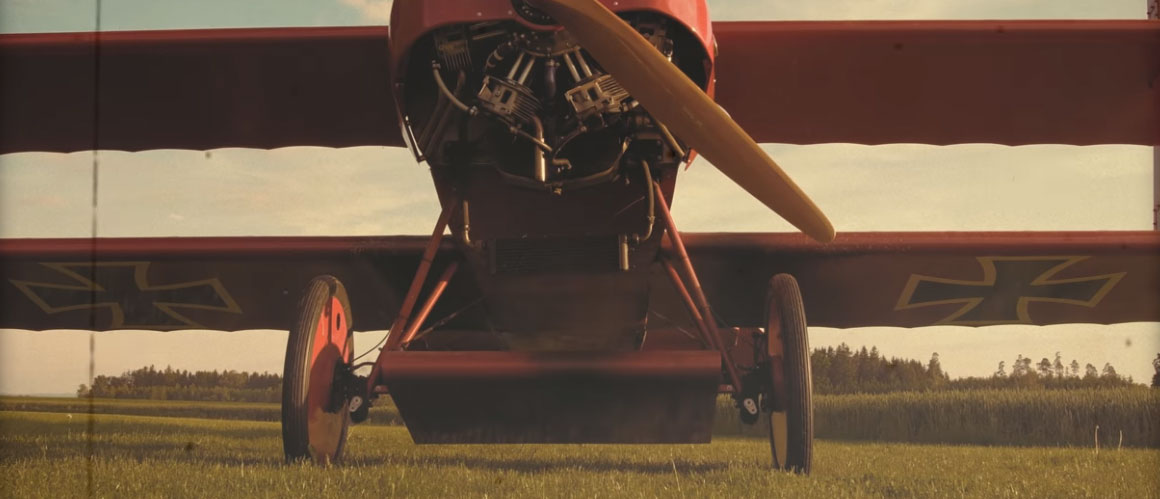 Самолёт Красного Барона из клипа группы SABATON